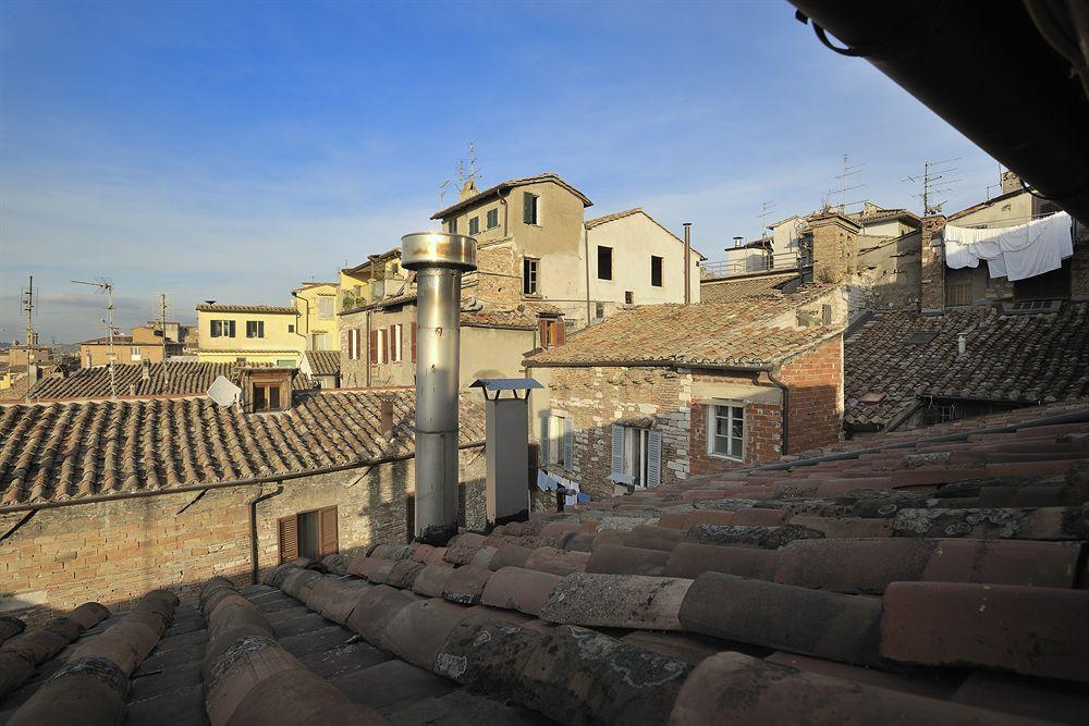 Hotel Eden Perugia Exteriör bild
