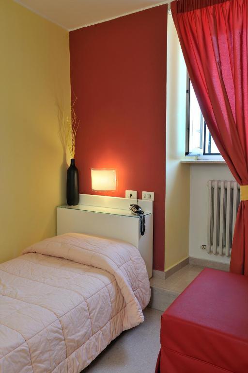 Hotel Eden Perugia Rum bild